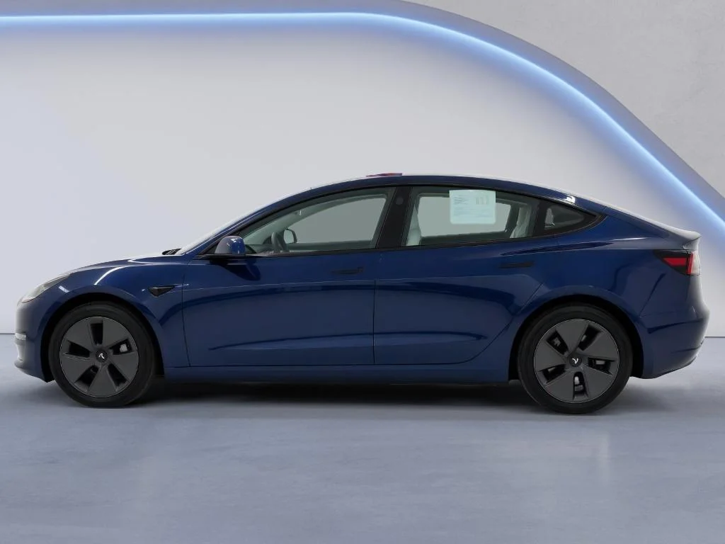 Used 2023 Deep Blue Metallic Tesla Long Range image 3