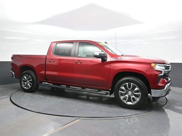 Used 2024 Red Chevrolet LT image 7