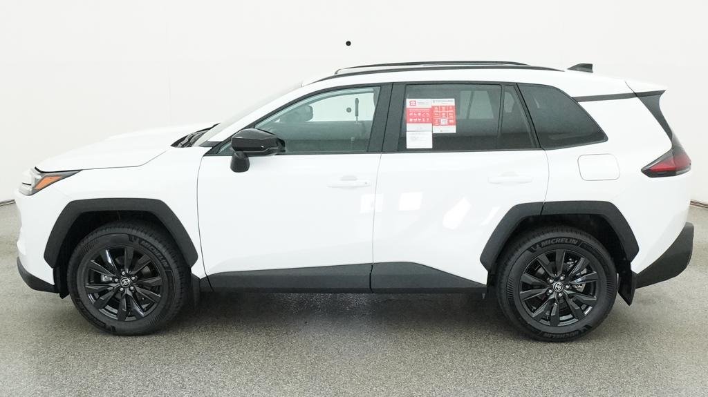 New 2026 Ice Cap Toyota XLE Premium image 3