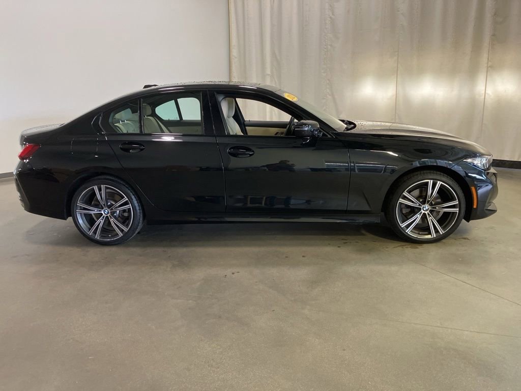 Used 2023 Black Sapphire Metallic BMW 330i xDrive image 30