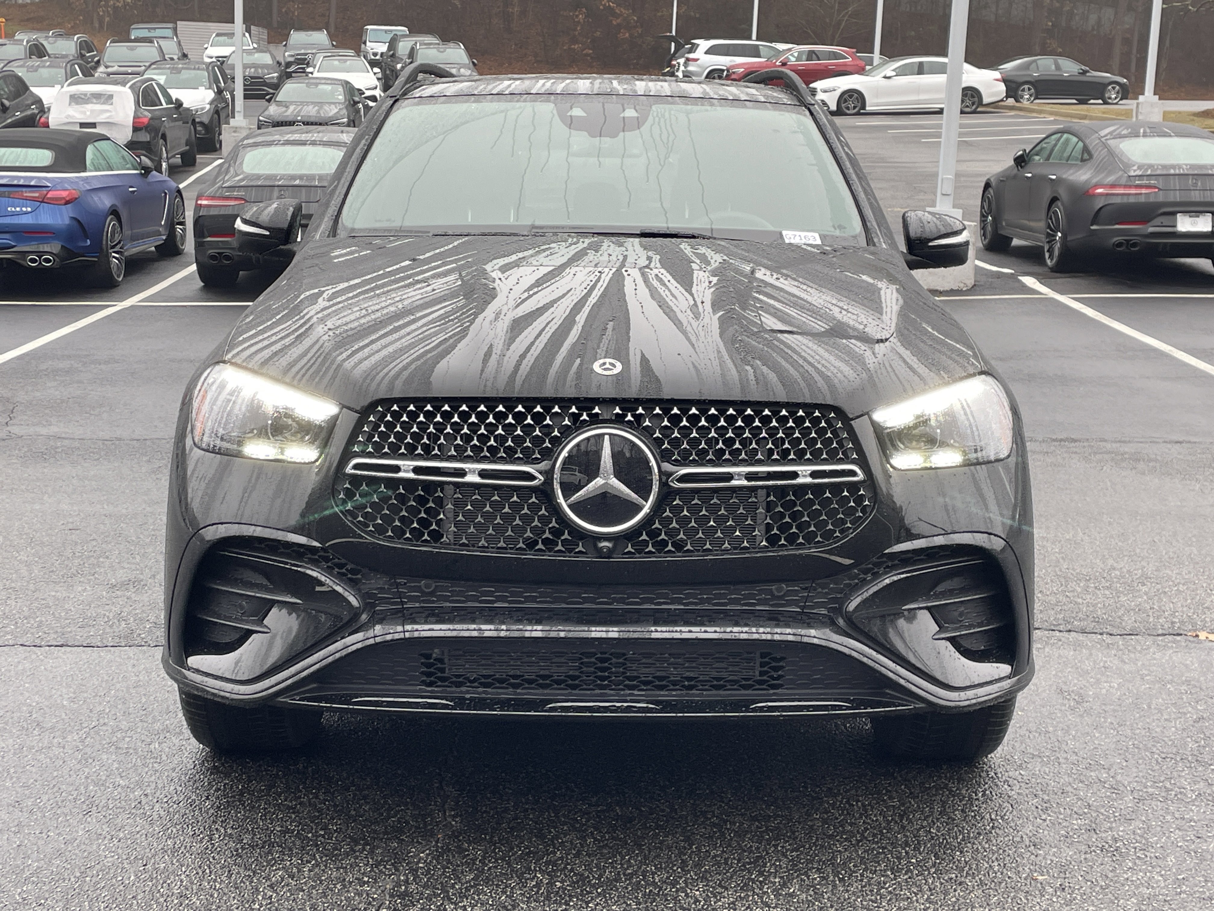 New 2026 Obsidian Black Metallic Mercedes-Benz GLE 580 4MATIC® SUV image 3