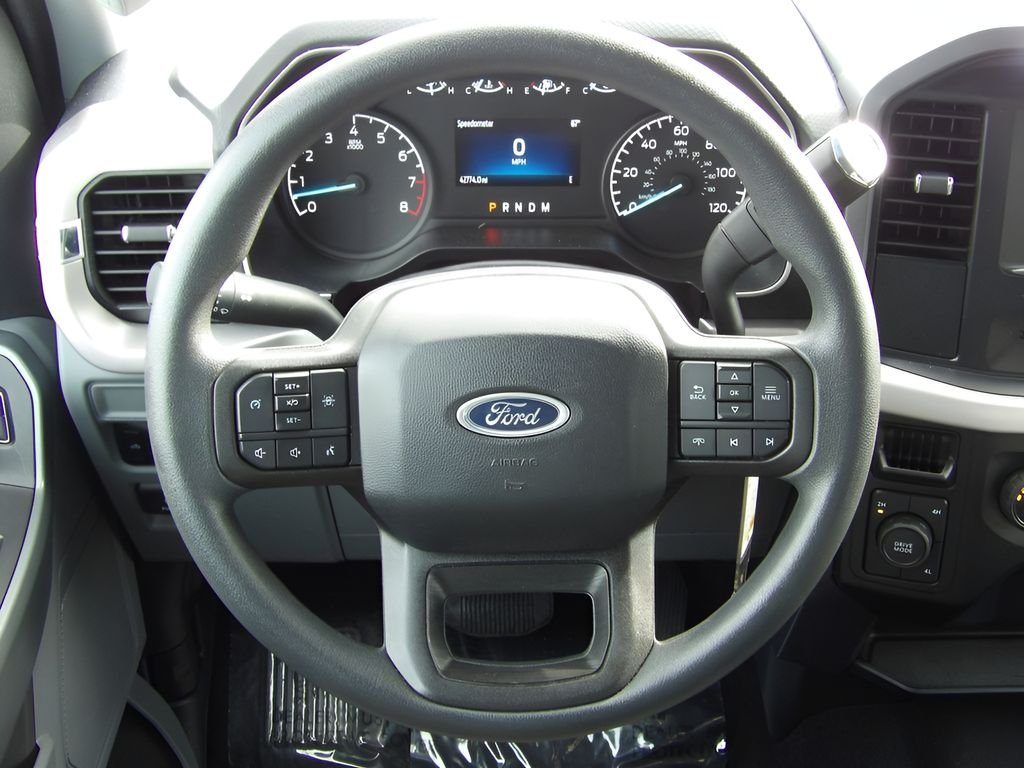 Used 2023 Oxford White Ford XLT image 18