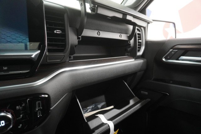 2026 GMC Sierra 1500 SLT - Photo 43