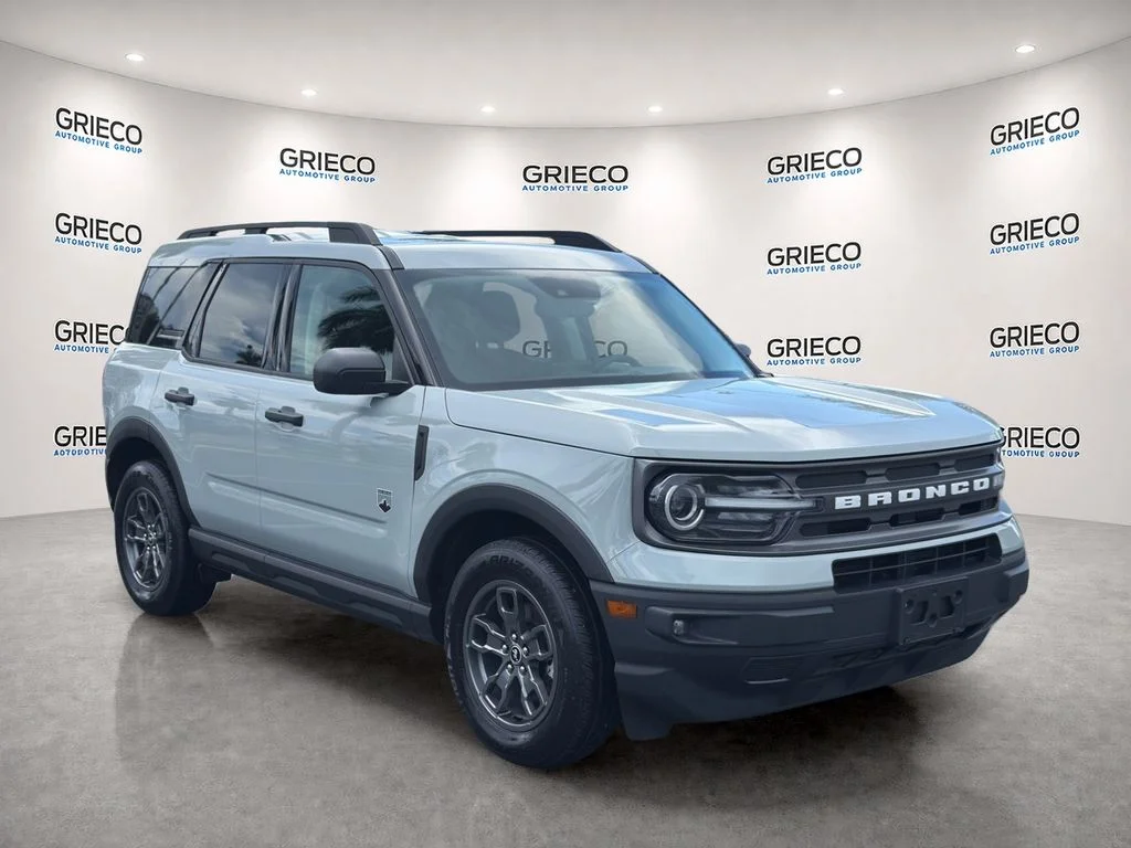 Used 2021 Green Ford Big Bend image 1