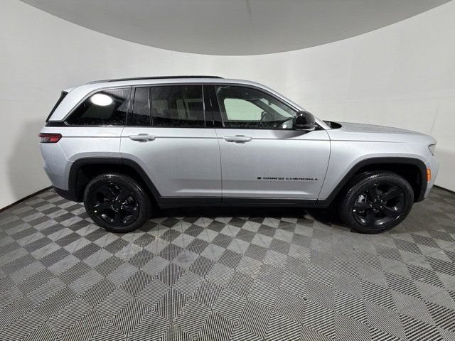 New 2026 Silver Jeep Limited image 14