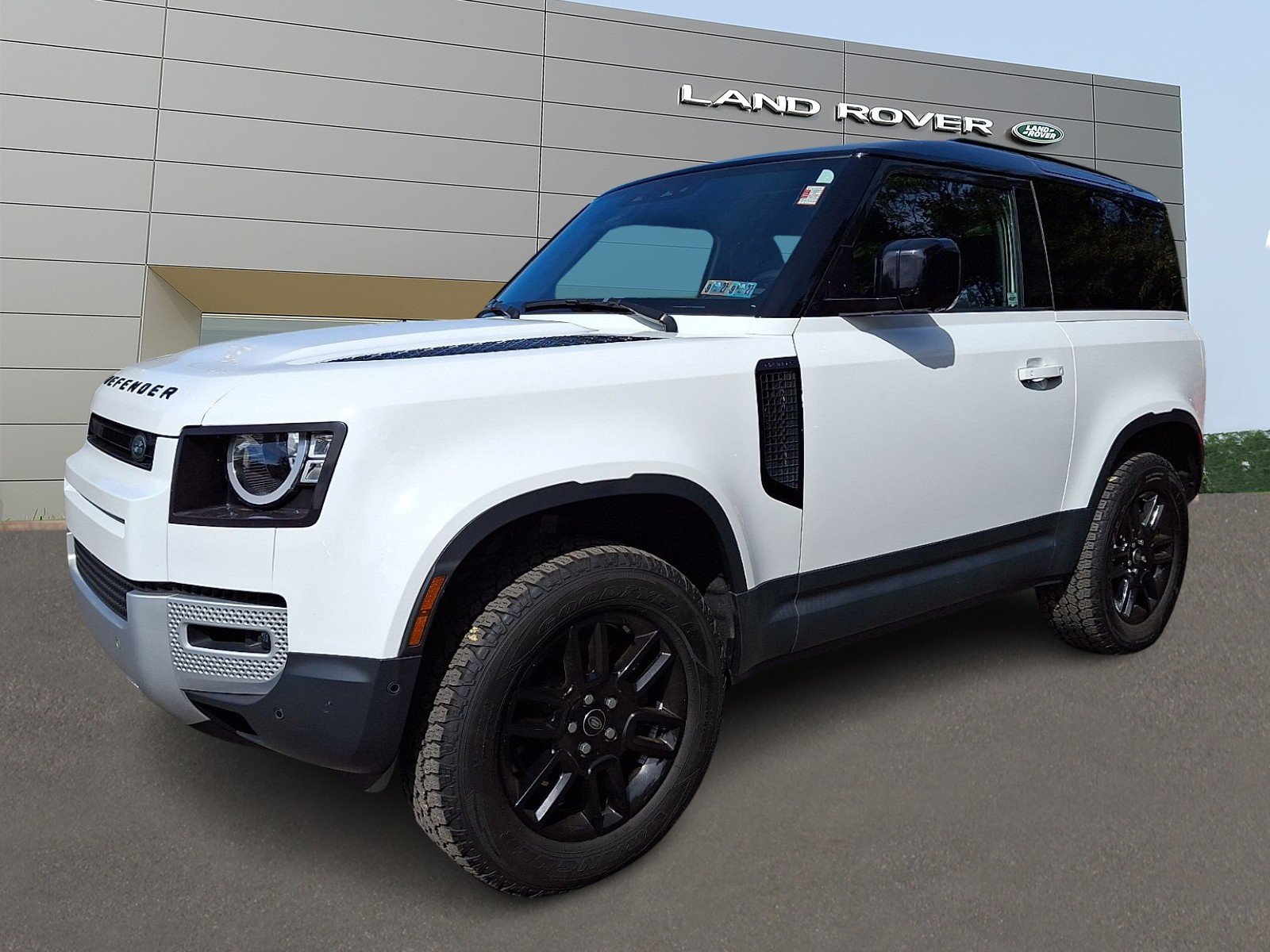 Certified Used 2023 Fuji White - 1AA Land Rover 90 S image 1