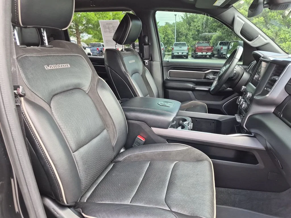 Used 2022 Black Ram Laramie image 39