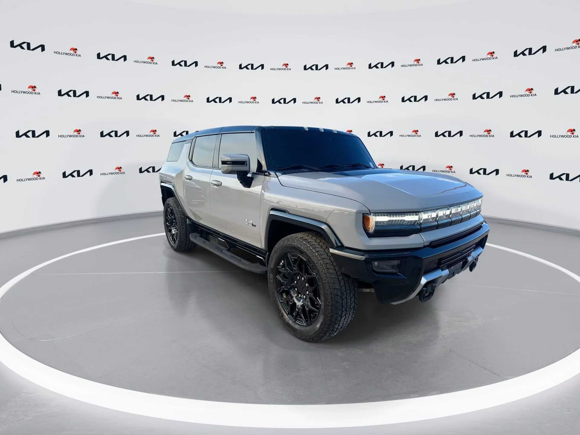 Used 2024 GMC HUMMER EV 2X with VIN 1GKB0NDE3RU108893 for sale in Hollywood, FL