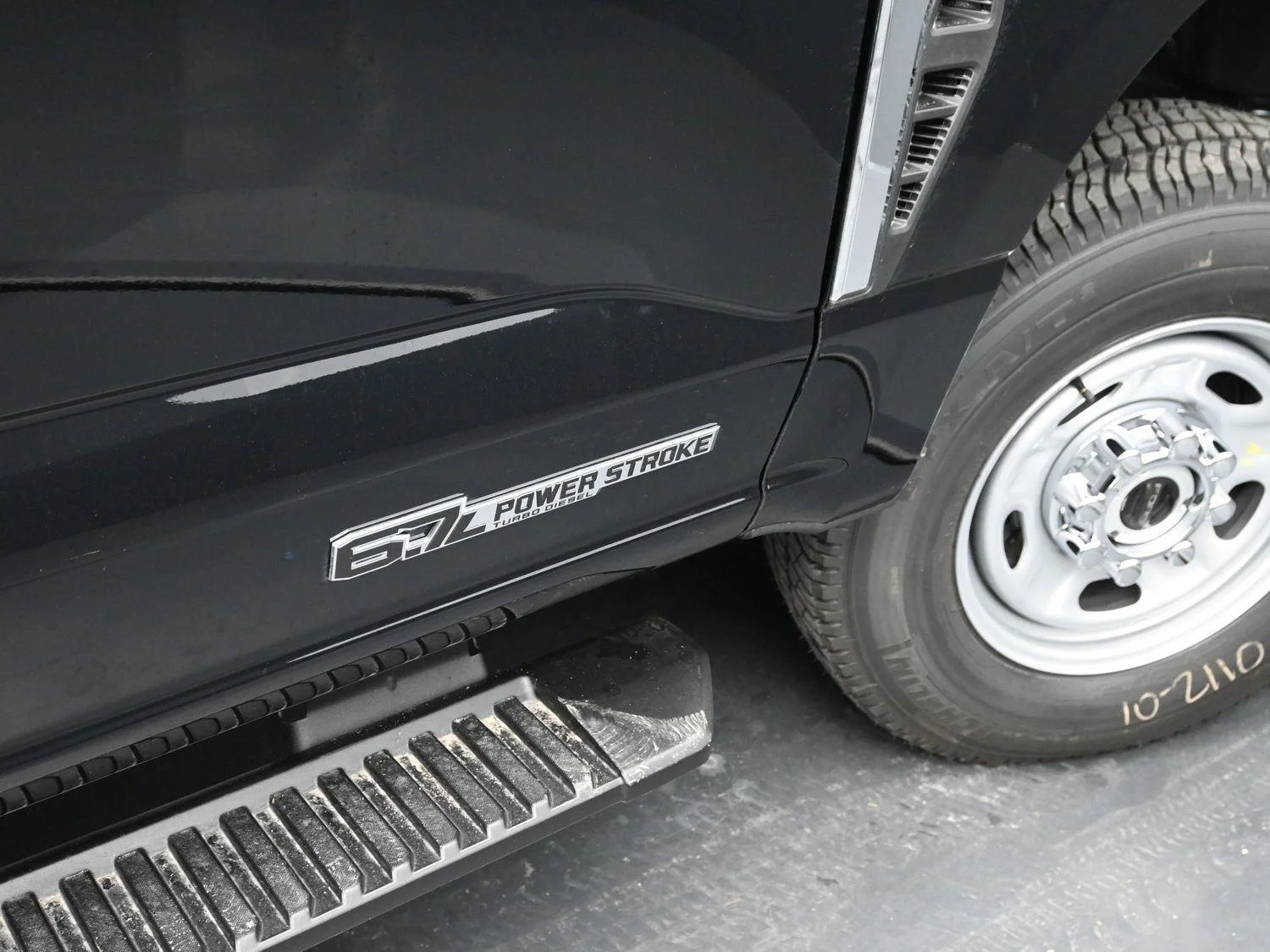 2025 Ford F-250 Super Duty XL - Photo 7