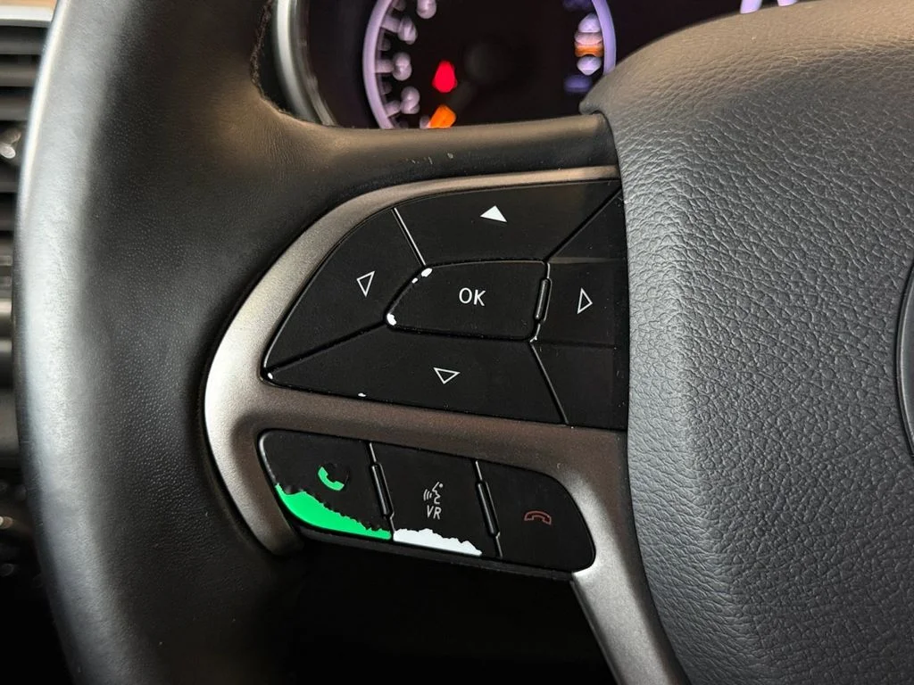Used 2019 Gray Jeep Laredo E image 29