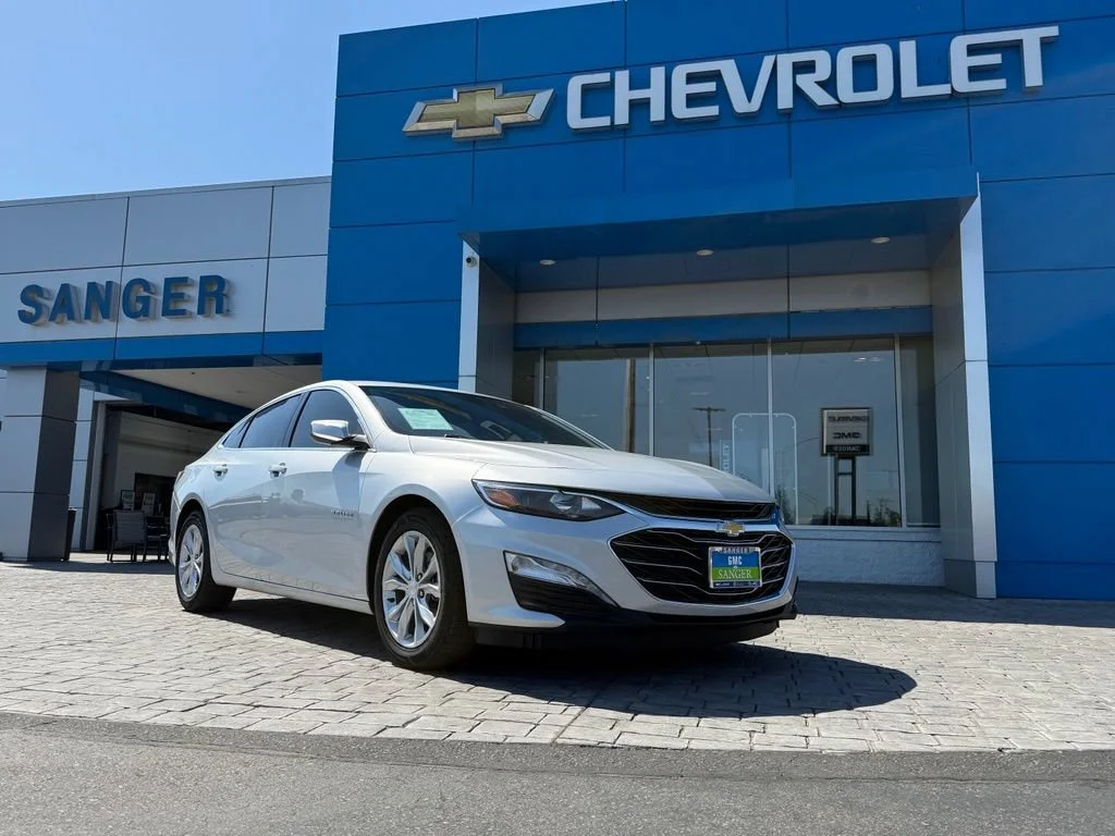 Used 2021 SILVER ICE METALLIC Chevrolet LT image 2