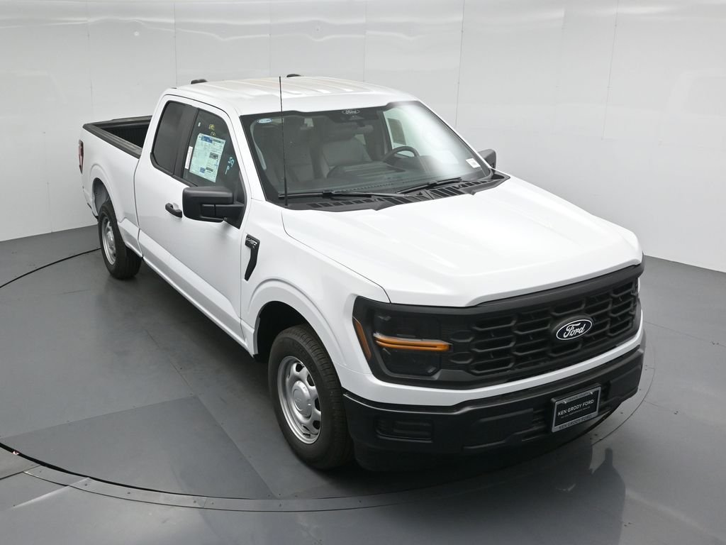 New 2026 Oxford White Ford XL image 31