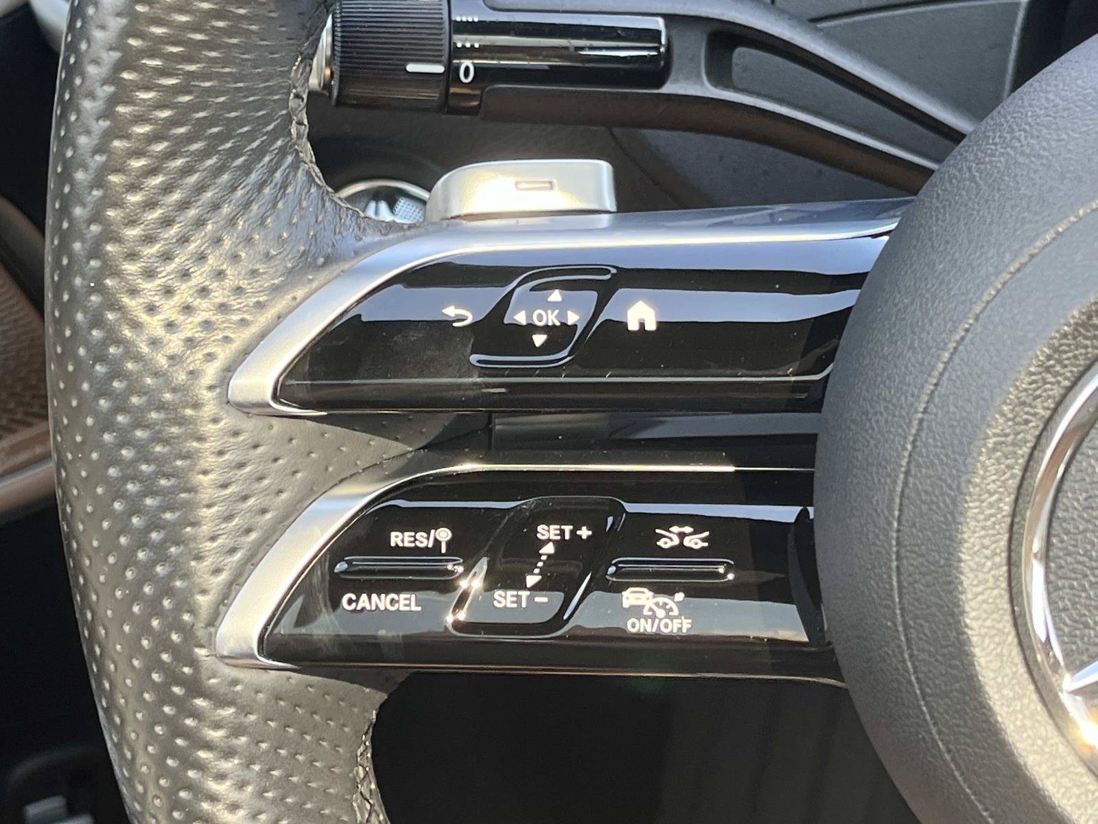 Certified Used 2024 Black Mercedes-Benz C 300 image 40