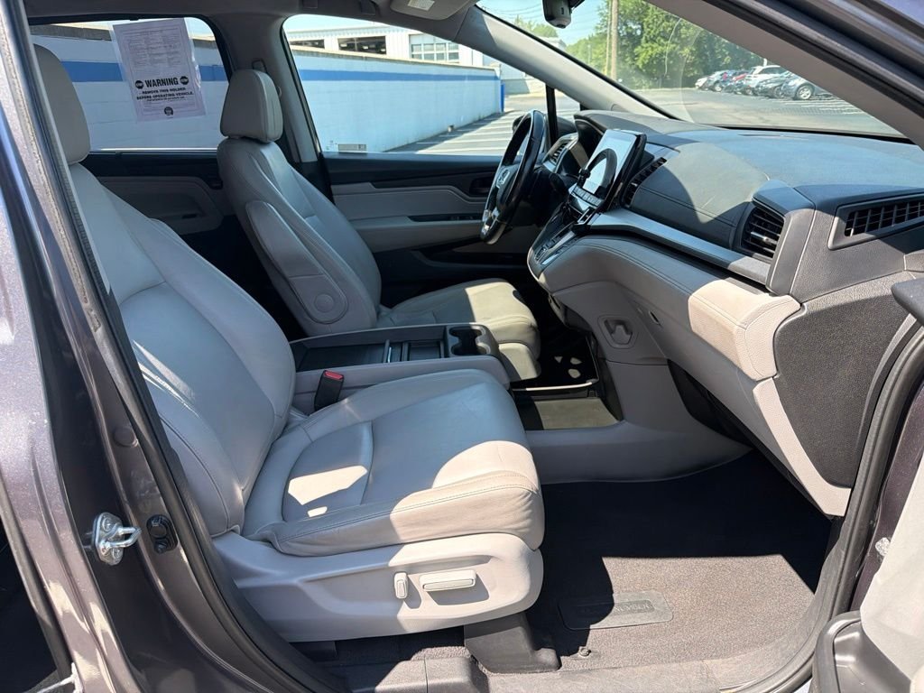 Certified Used 2018 Modern Steel Metallic Honda EX-L image 26