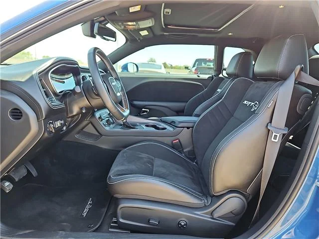 Used 2023 Frostbite Dodge SRT Hellcat Rear-Wheel Drive image 8