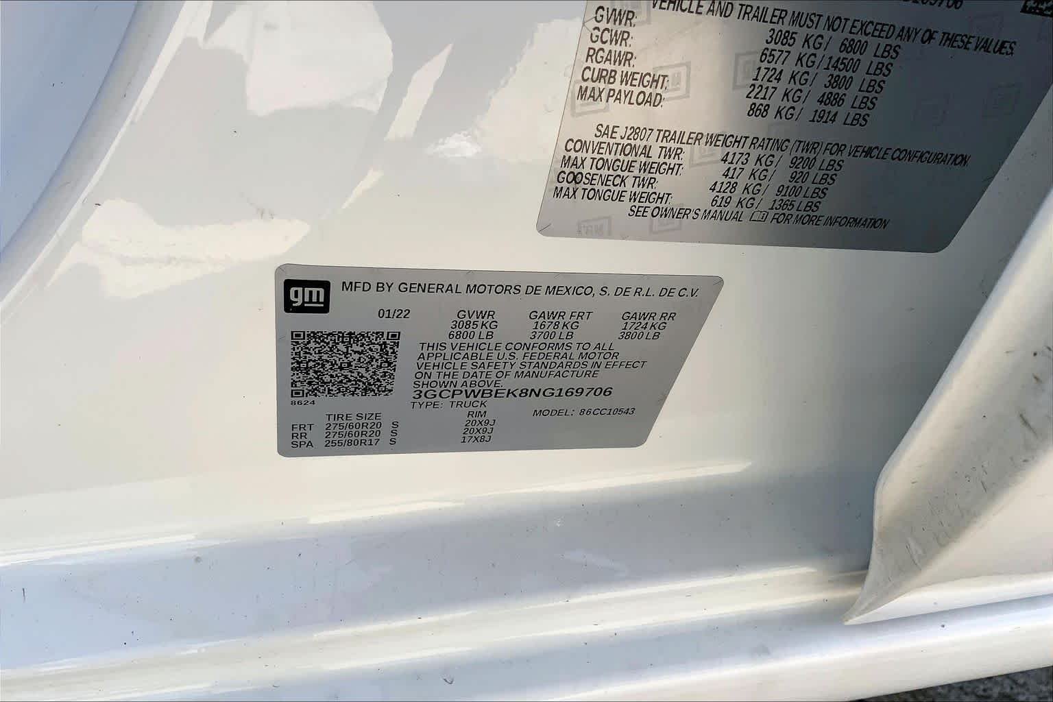 Used 2022 Summit White Chevrolet Custom image 36
