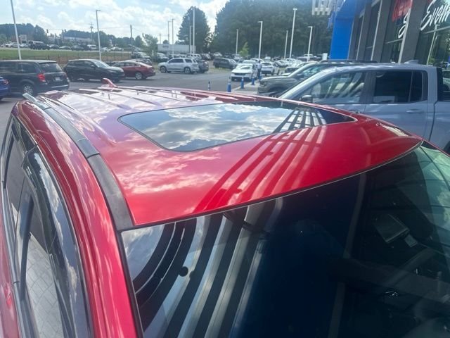 Used 2020 Red Diamond Mitsubishi SE image 11