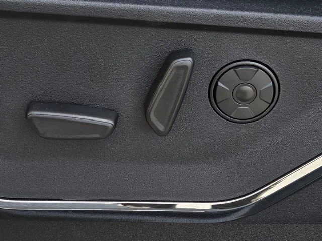 New 2026 Carbonized Gray Metallic Ford F-250® Platinum® image 30