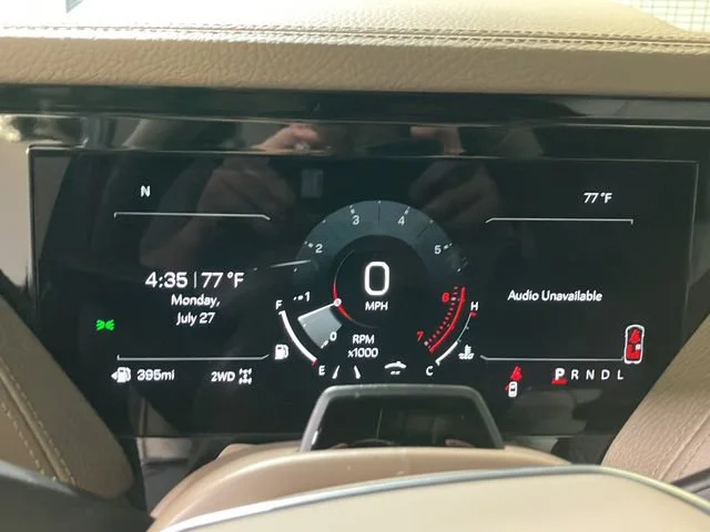 2026 GMC Yukon Denali - Photo 10