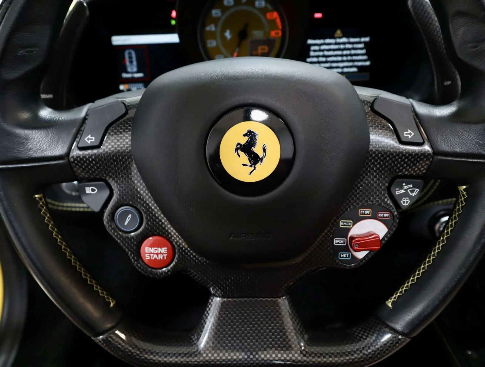 Used 2013 Giallo Modena Ferrari 2dr Conv image 27