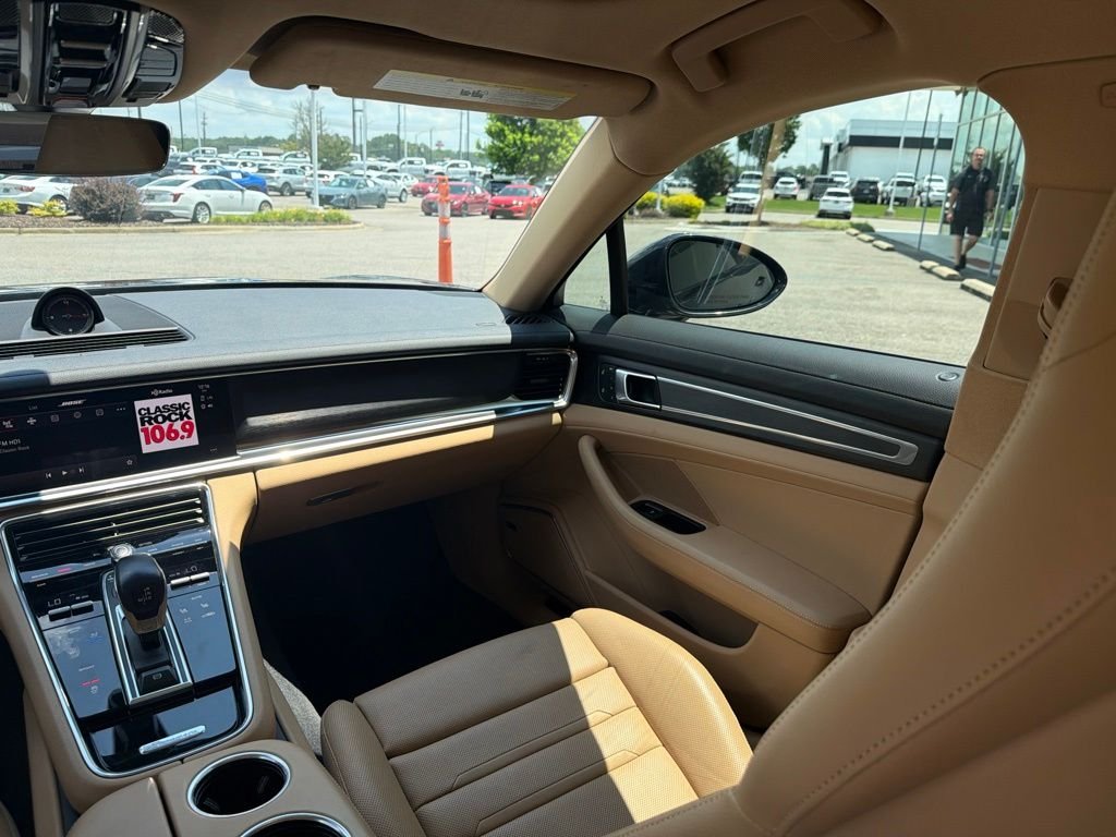 Used 2023  Porsche 4 Platinum Edition image 28