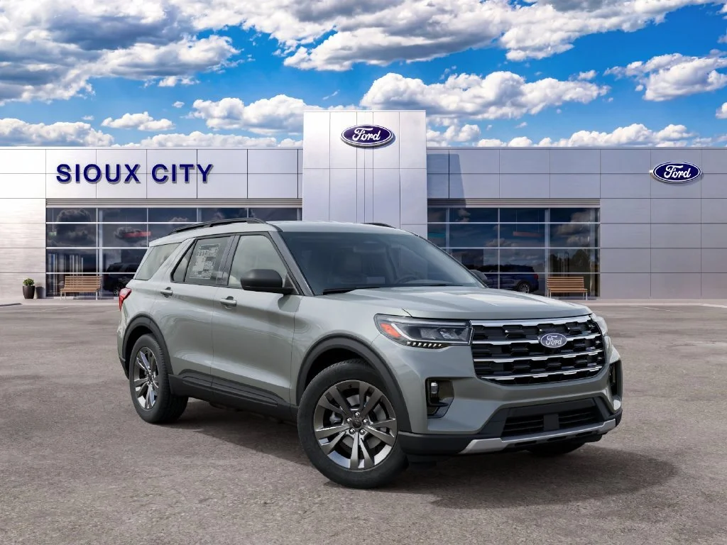 New 2027 Avalanche Gray Ford Active image 4