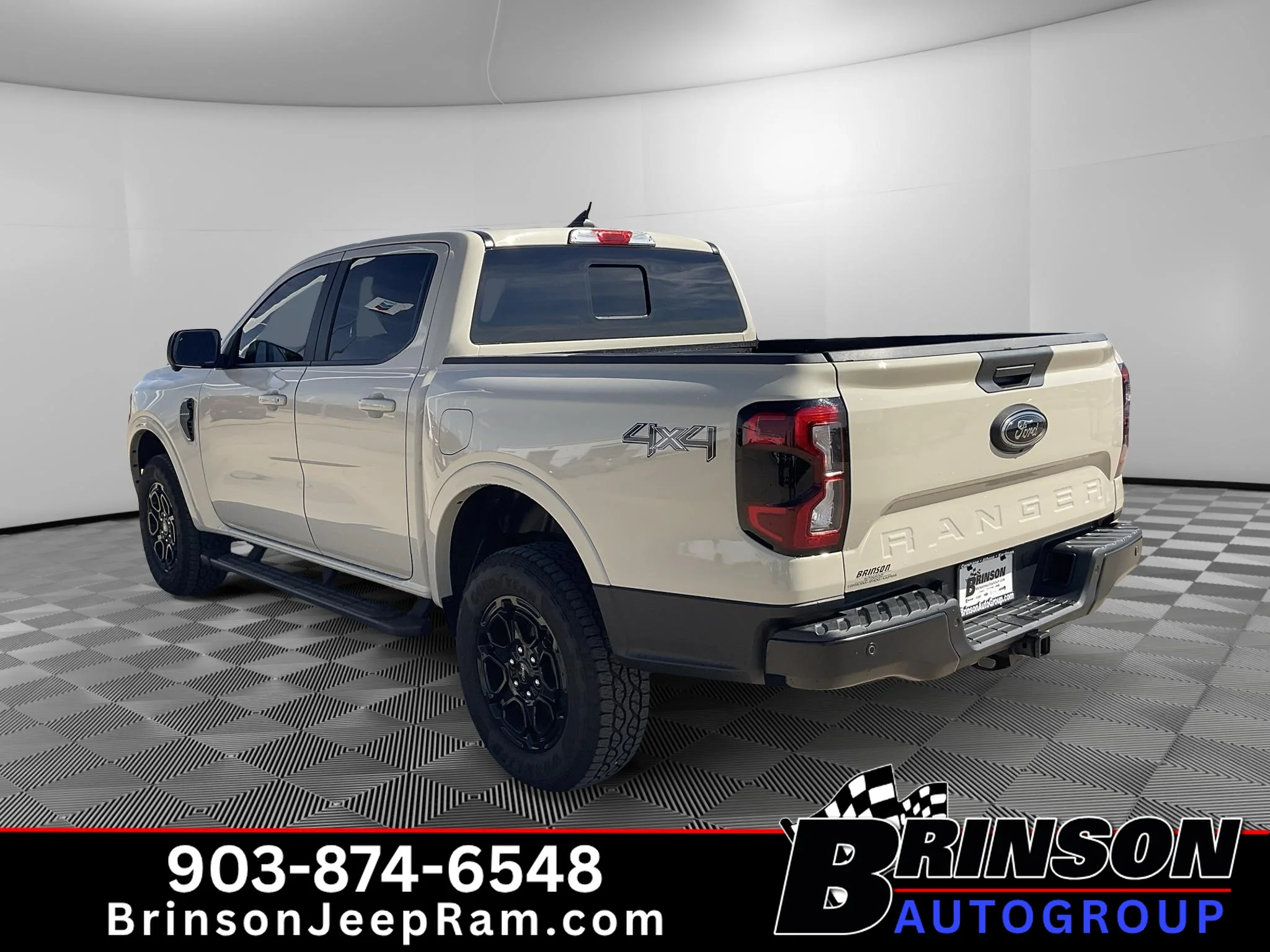 Used 2025 Desert Sand Ford LARIAT image 5