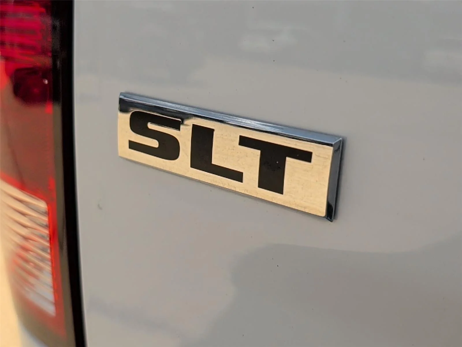 Used 2024 Bright White Clearcoat Ram SLT image 33