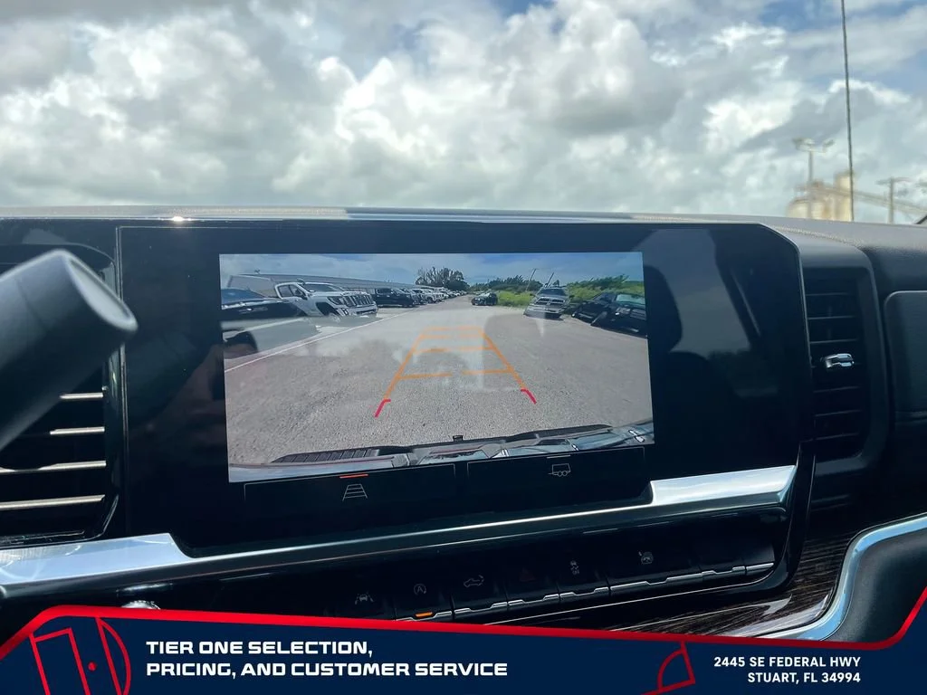 Used 2025 Titanium Rush Metallic GMC Elevation image 31