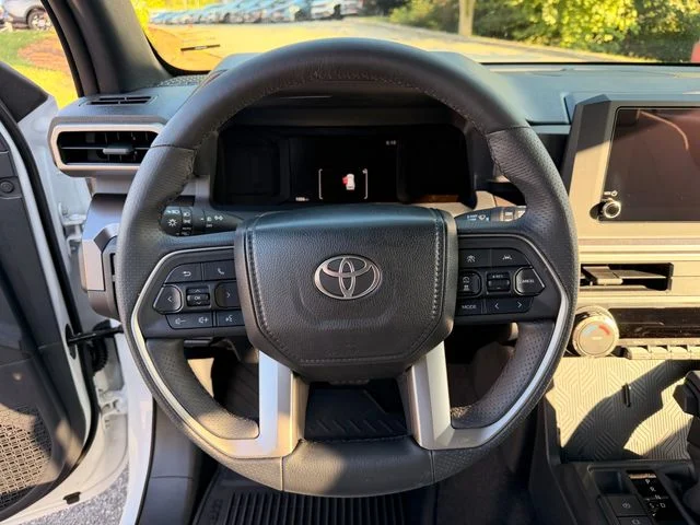 Used 2026 Ice Cap Toyota SR5 image 14