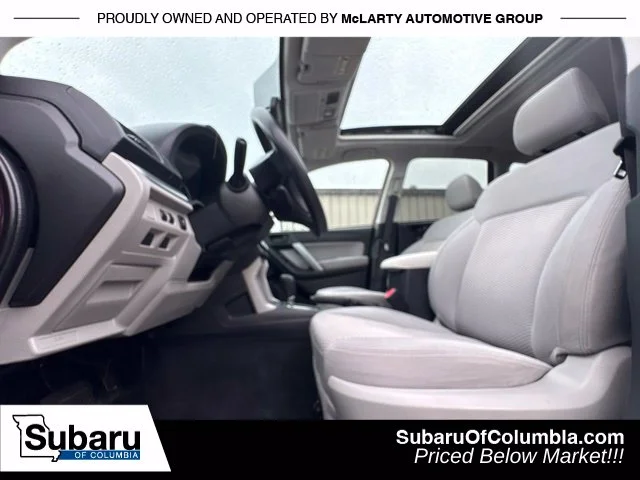 Used 2015 Red Subaru 2.5i Premium image 17