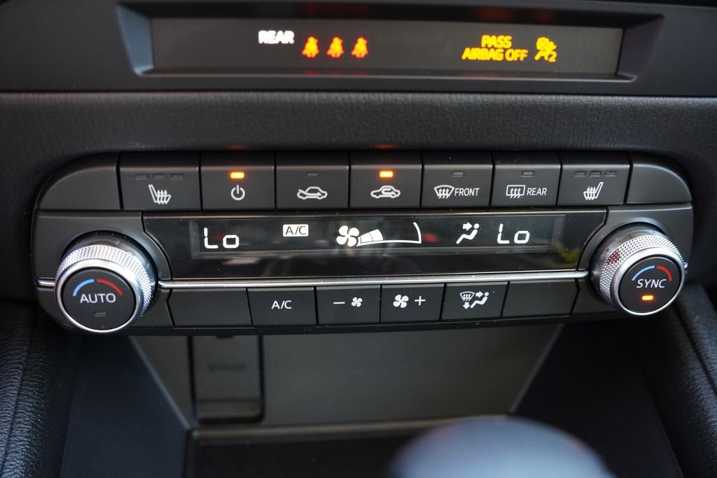 Used 2024 Rhodium White Metallic Mazda 2.5 S Select Package AWD image 25