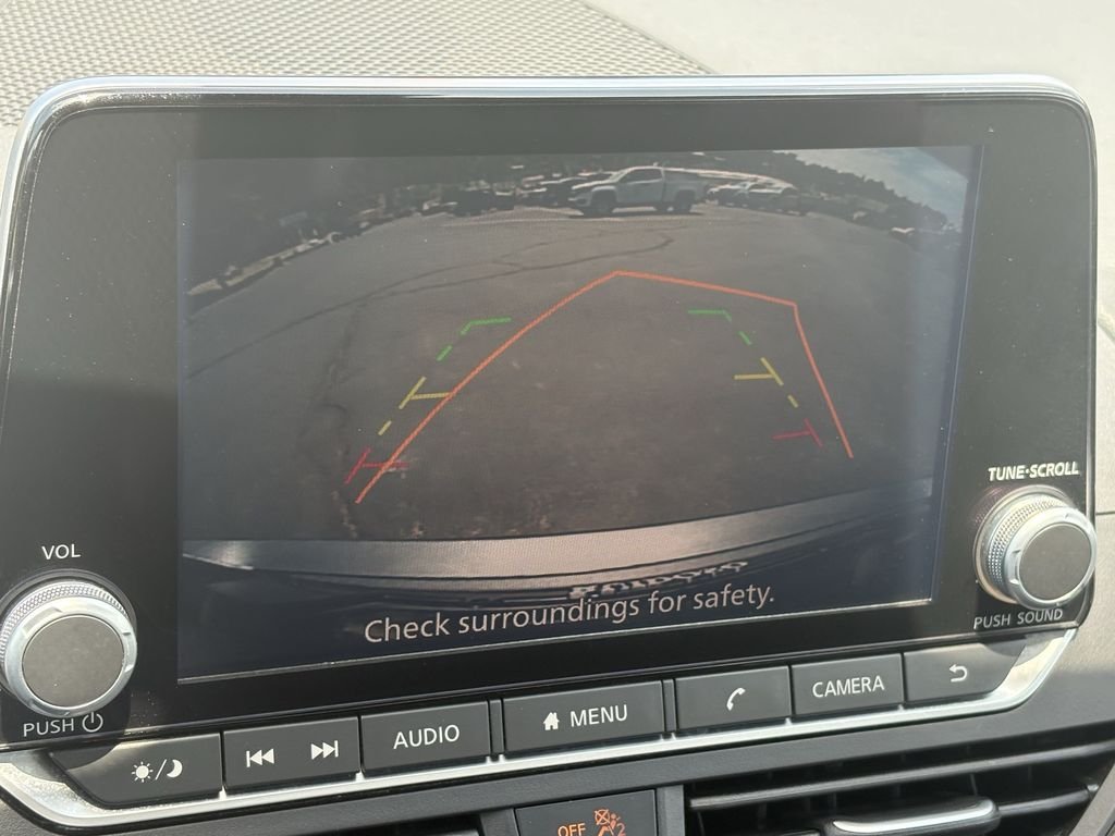 2025 Nissan Altima SV - Photo 14