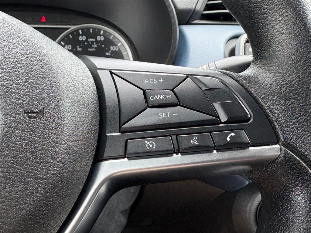 2025 Nissan Versa Sedan SV - Photo 14