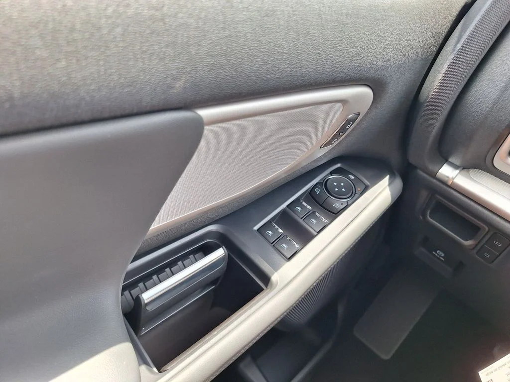New 2026 Space Silver Metallic Ford Active image 21