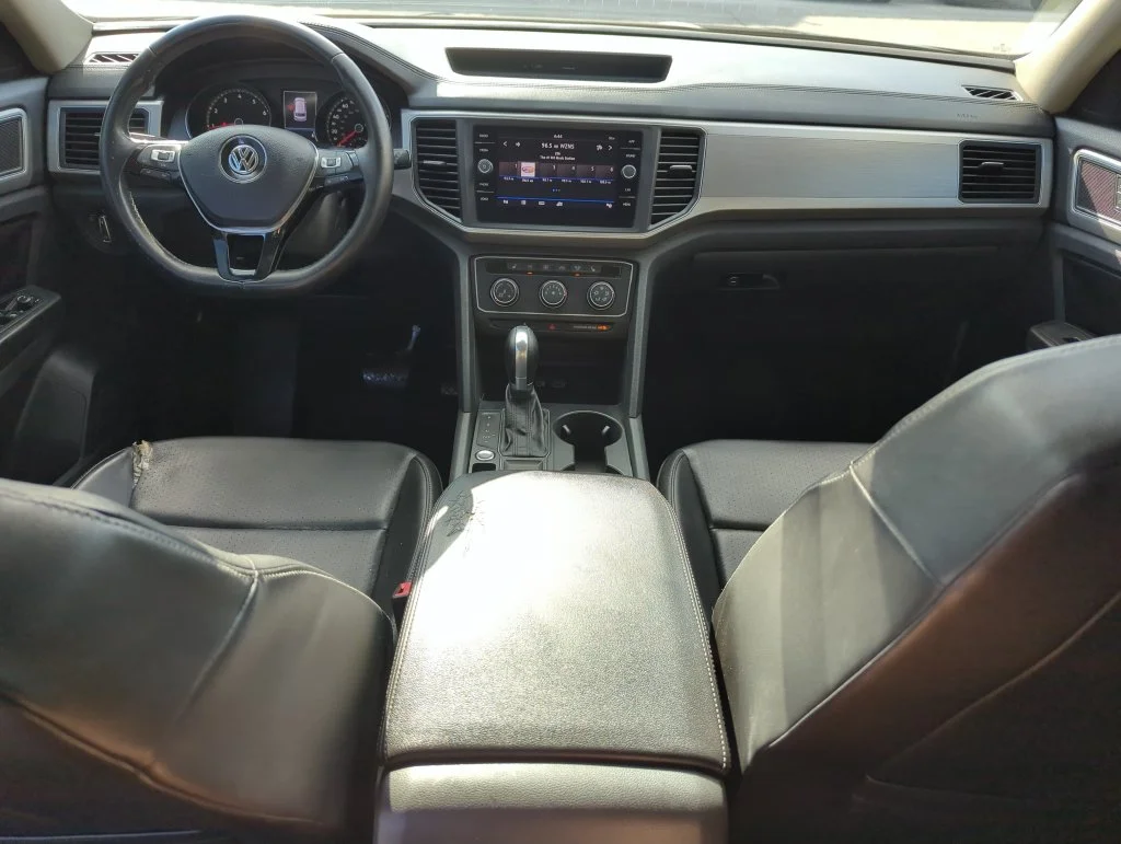 Used 2018  Volkswagen 3.6L V6 SE image 14