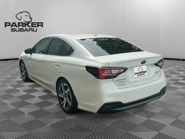 Used 2022 Crystal White Pearl Subaru Limited image 3