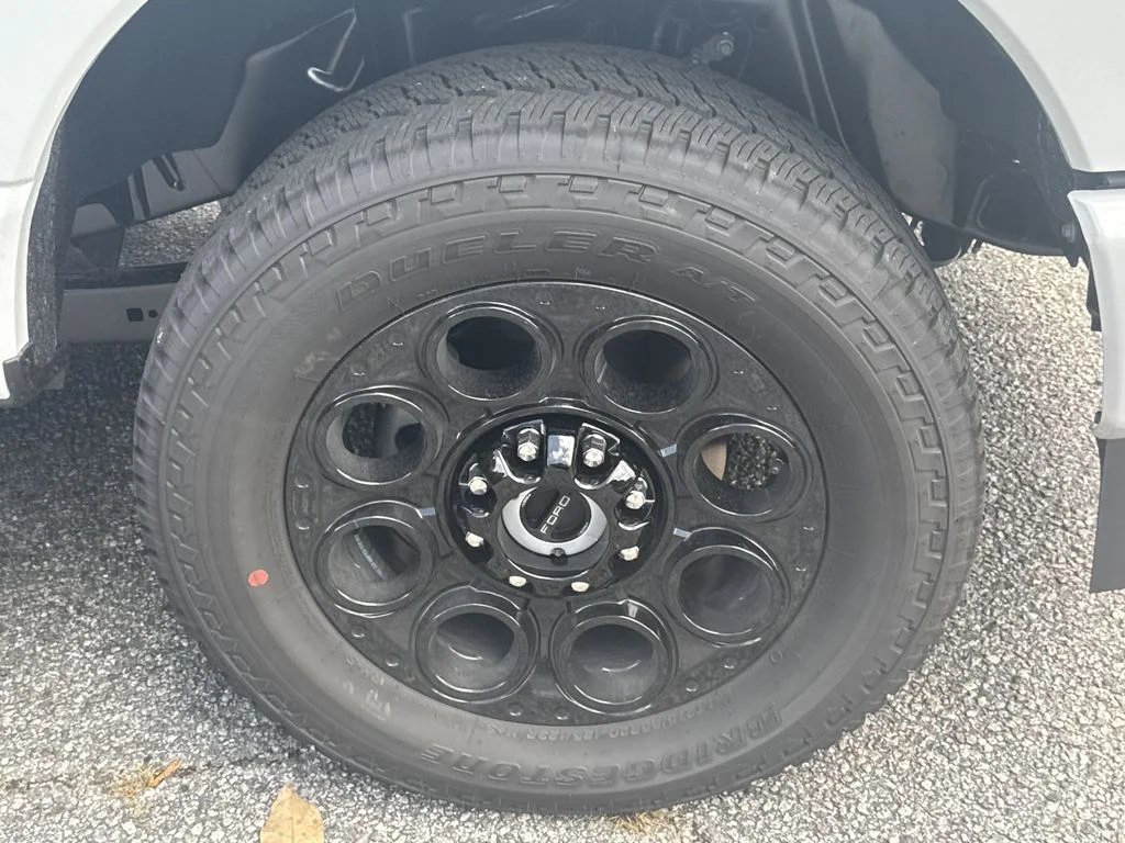 New 2026 Avalanche Ford F-250® XLT image 12