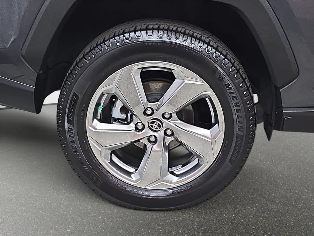 Used 2020 Gray Toyota Limited image 36