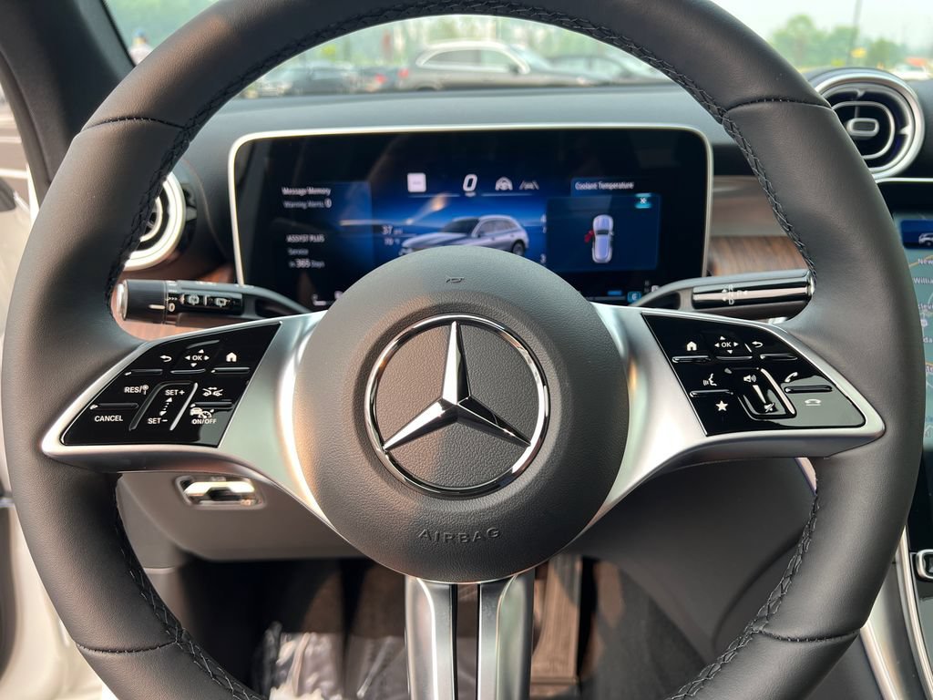 New 2026 Polar White Mercedes-Benz GLC 300 image 54