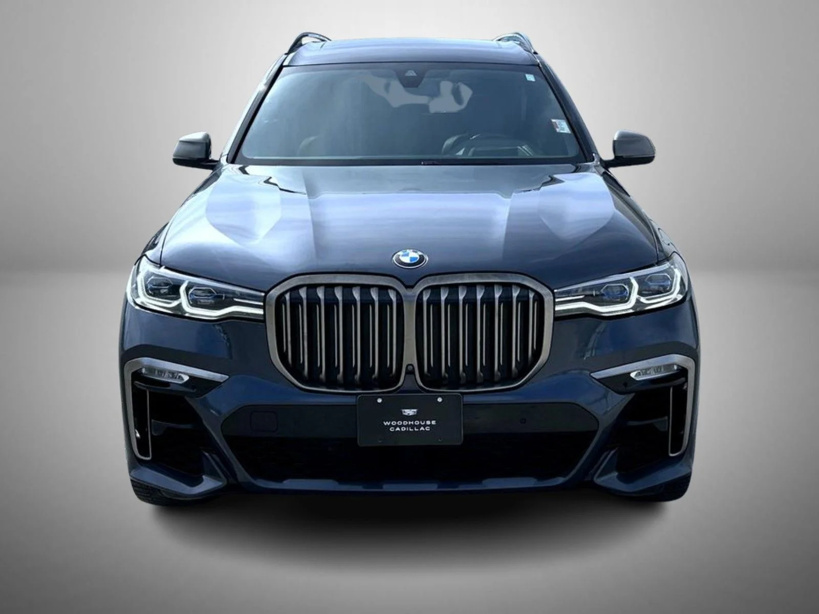Used 2020 Gray BMW M50i image 2