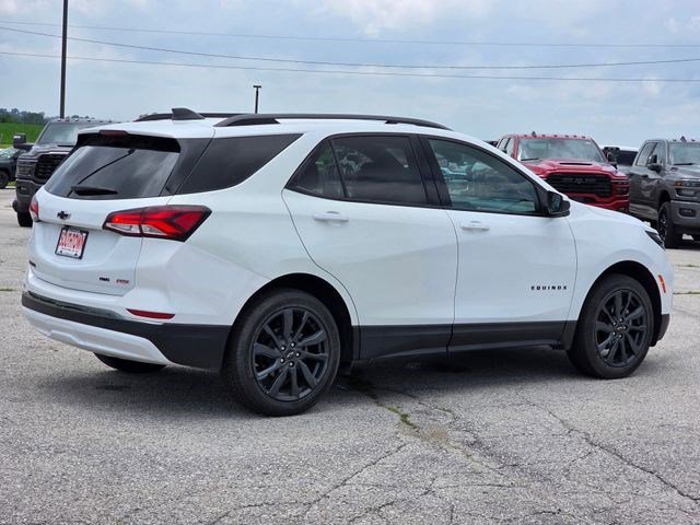 Used 2023 Summit White Chevrolet RS image 7
