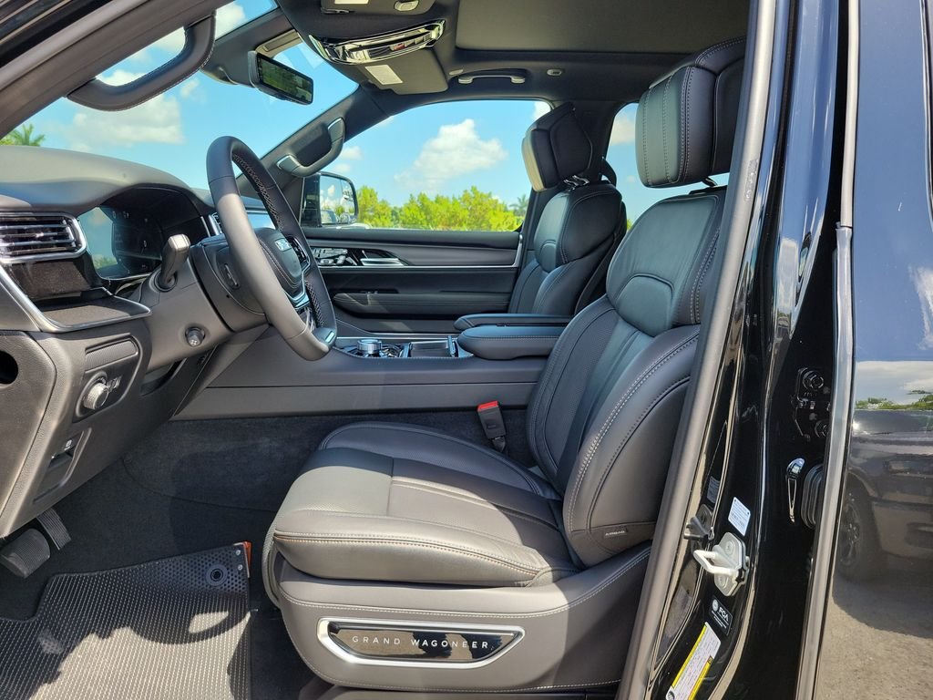 New 2026 High Gloss Black Exterior Paint Jeep Summit Obsidian image 14