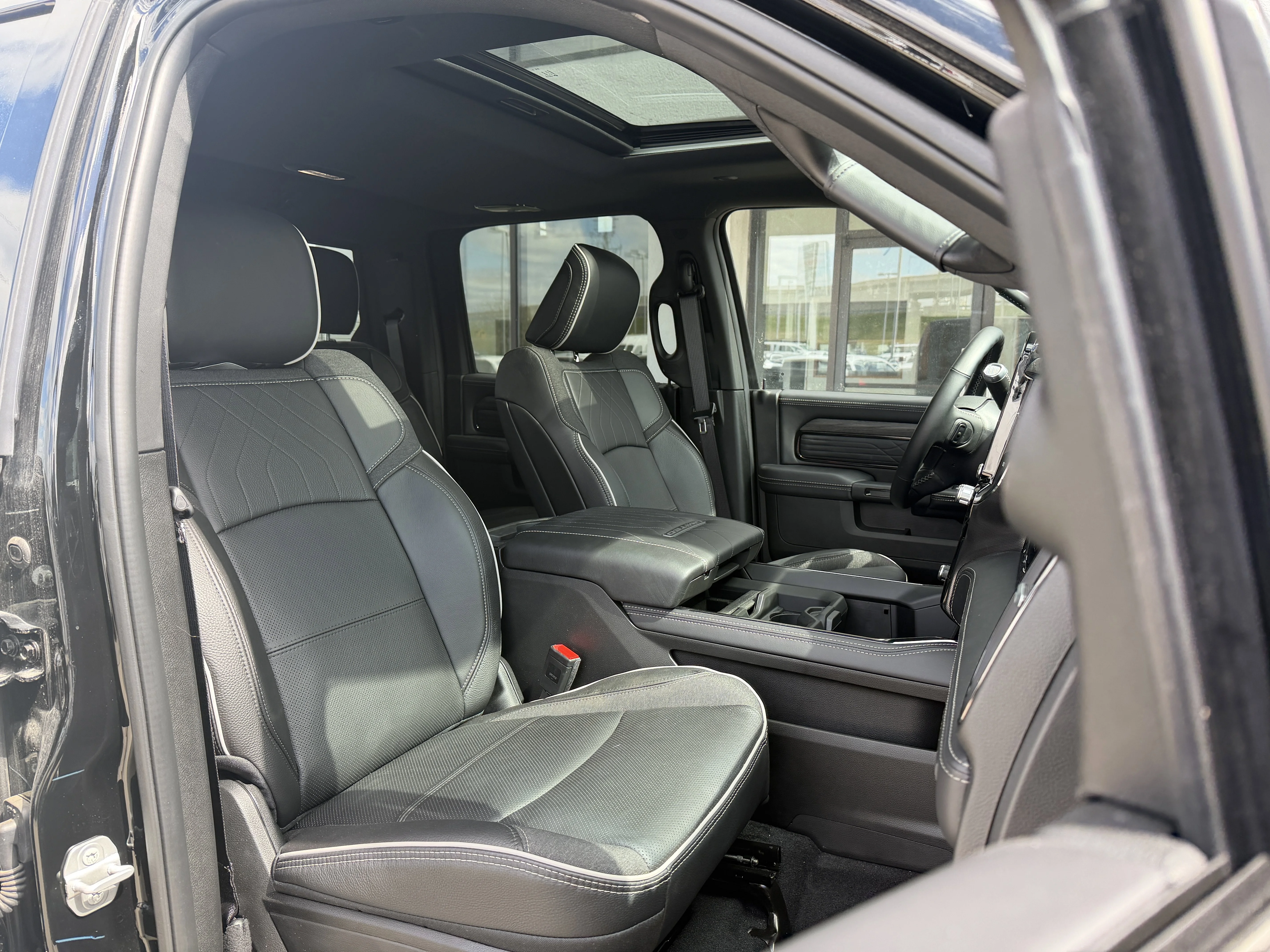 2026 RAM 2500 Limited - Photo 26