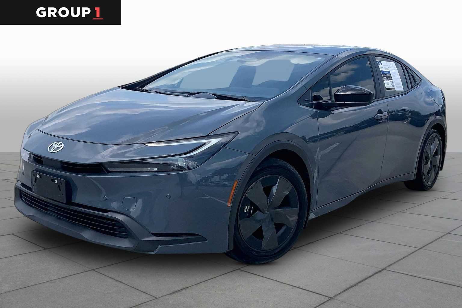 2024 Toyota Prius LE FWD's photo