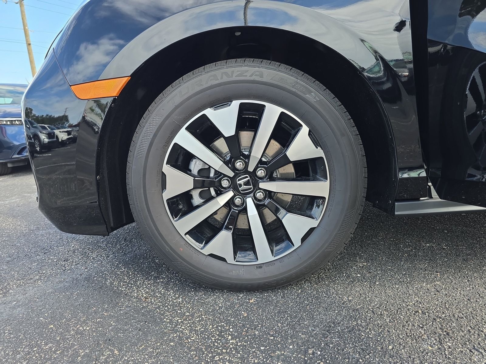 2026 Honda Odyssey EX-L - Photo 10