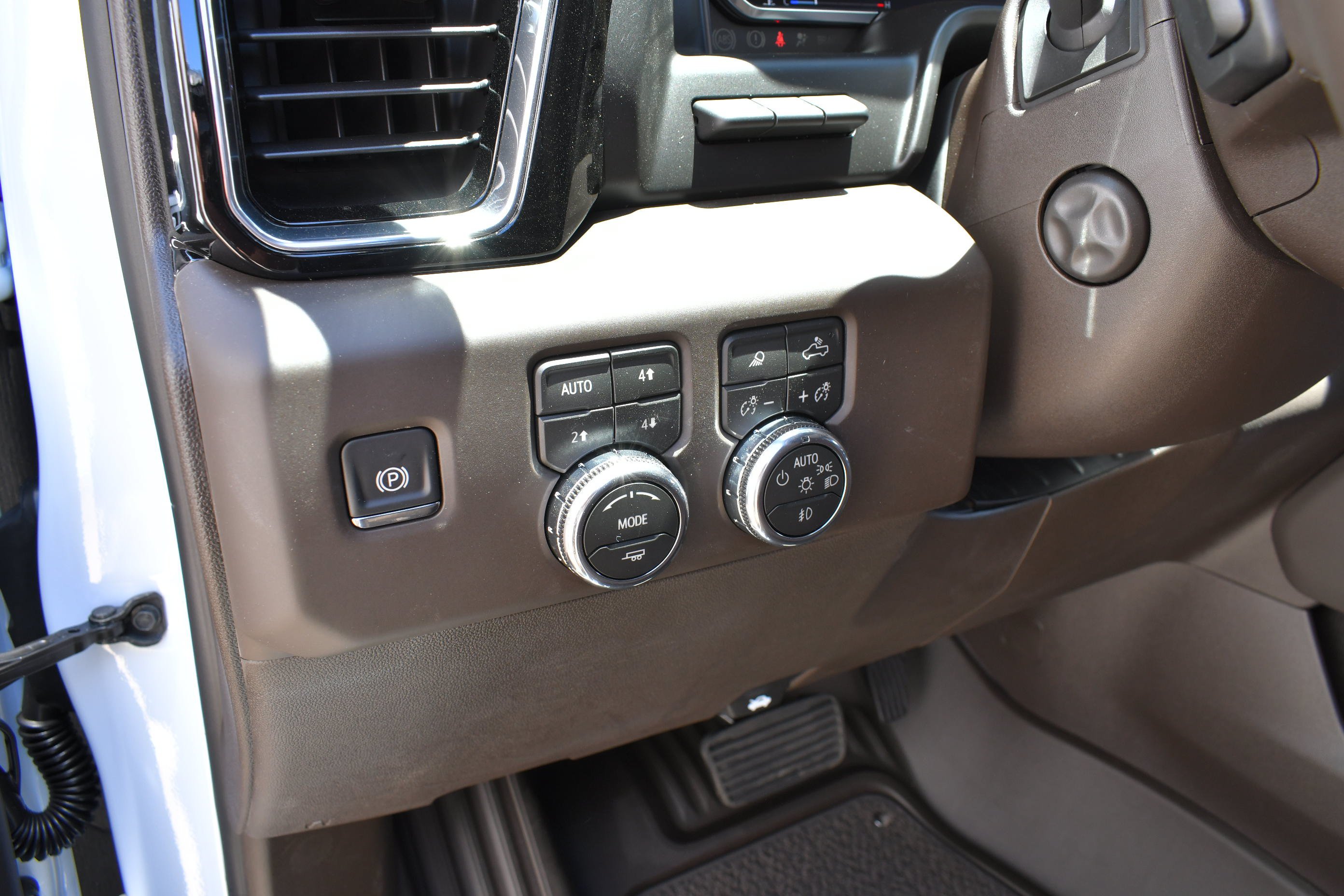 New 2026 Glacier White Tricoat GMC Denali image 16