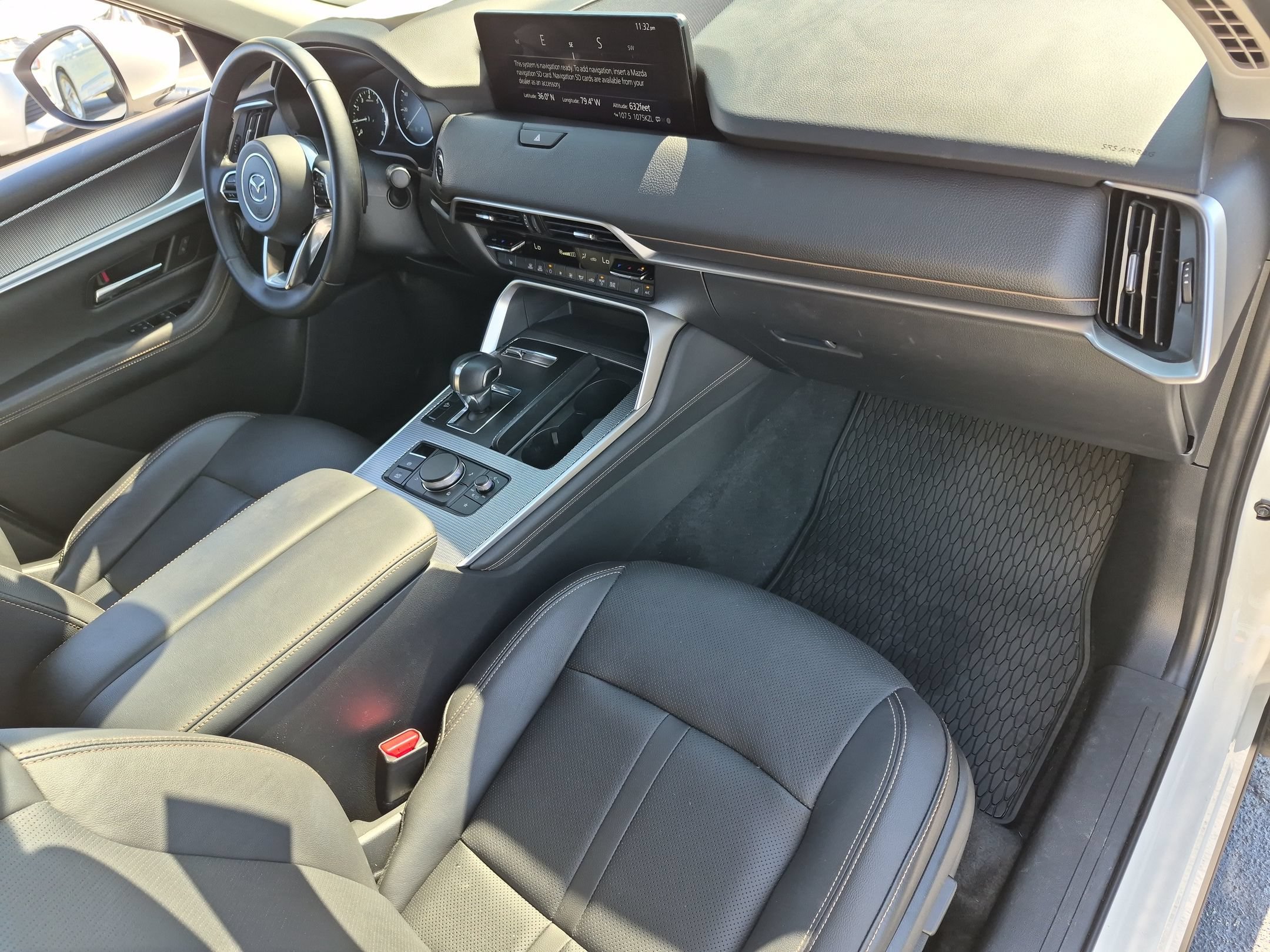 Used 2025 Rhodium White Premium Mazda Preferred Package image 37