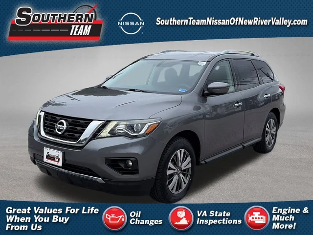 2020 Nissan Pathfinder SV