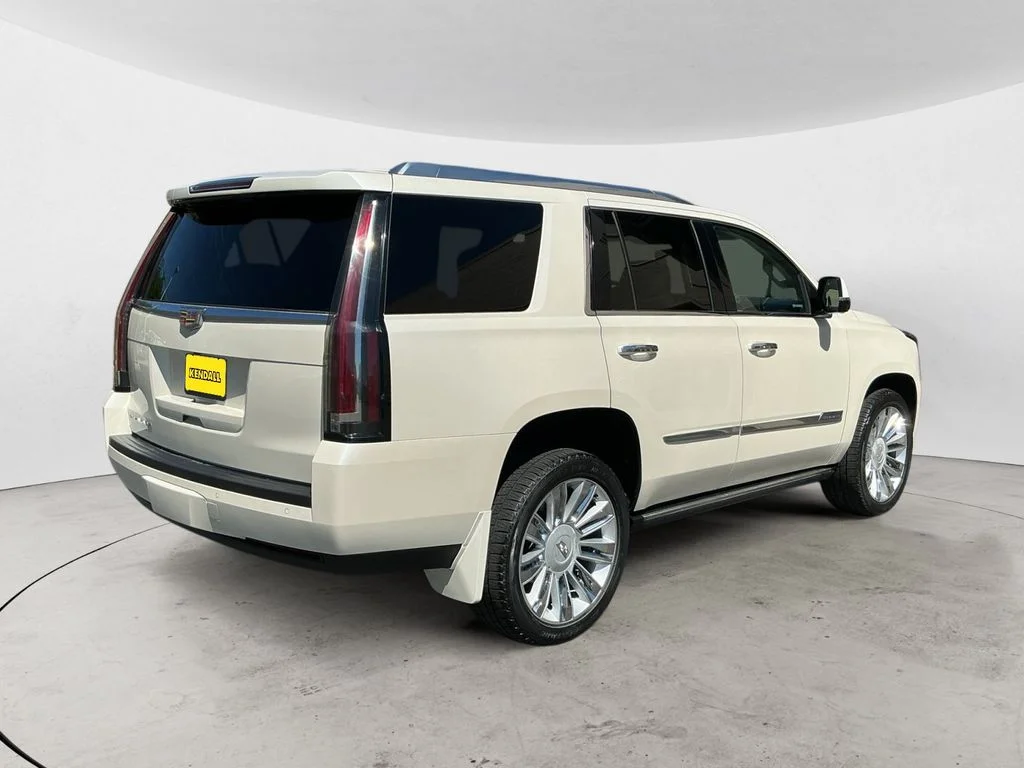 Used 2015 White Cadillac Premium image 5